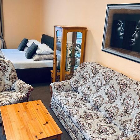 Apartman Alesta Bruntál Buitenkant foto